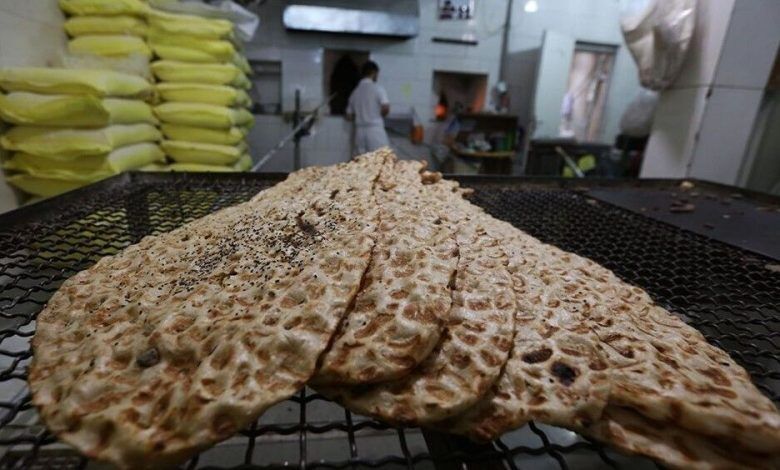 معاون استاندار خوزستان: افزودن مواد غیرمجاز در نان، مجوز نانوایی را باطل می‌کند