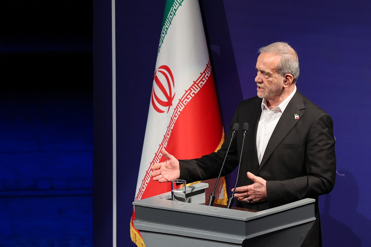 پزشکیان: رقابت برای حل مشکلات و چالش‌های کشور باشد