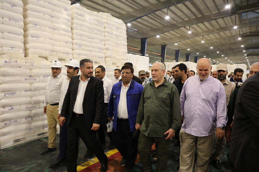 مشاور و دستیار عالی فرمانده کل قوا؛ نتیجه اعتماد به جوانان در پتروشیمی مارون ثروت‌آفرینی، امنیت اقتصادى و تولید و خودکفایی در منطقه است